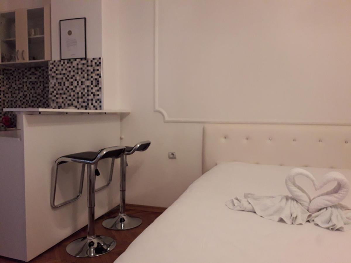 Apartment Dunja Ns Νόβι Σαντ Εξωτερικό φωτογραφία